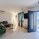 Beach Front Home In Blato Semesterbostad