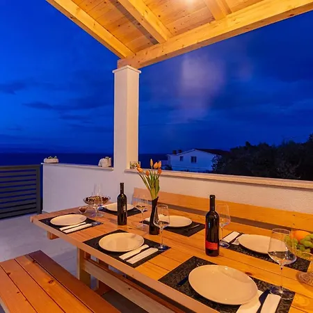 Gorgeous In With Wifi *