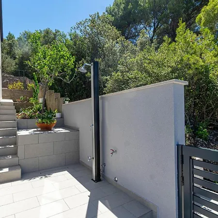 Gorgeous In With Wifi