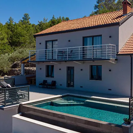 Gorgeous In With Wifi