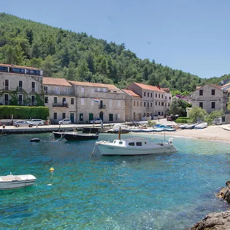 Front In * Blato (Korcula)